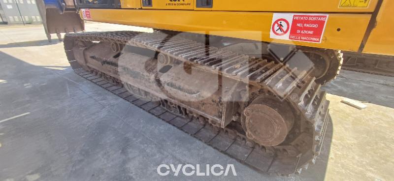Bageri gusjeničari  330 GC TML10026 - 16