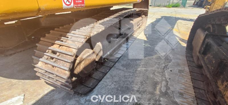 Bageri gusjeničari  330 GC TML10026 - 15
