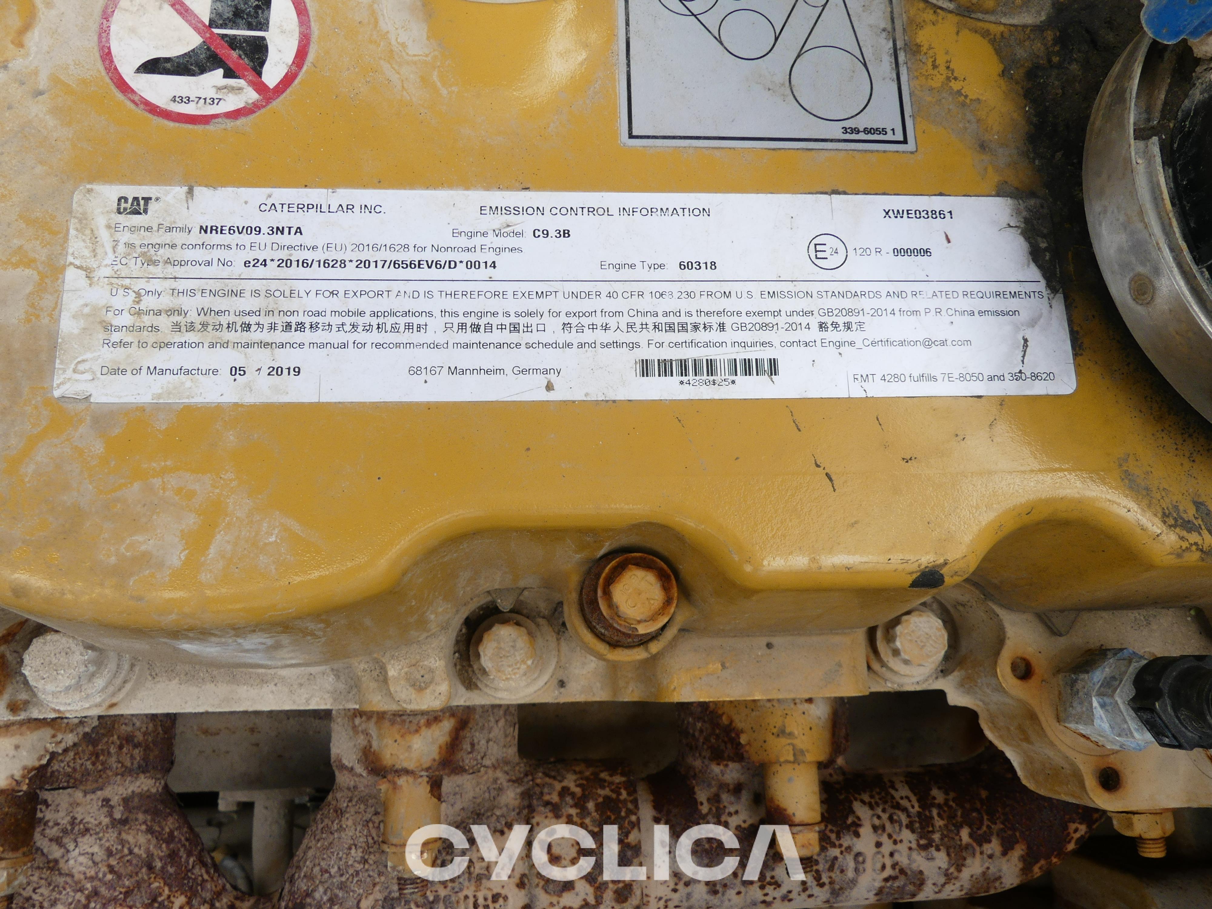 Pelles sur chenilles  336-07A WFF00167 - 12