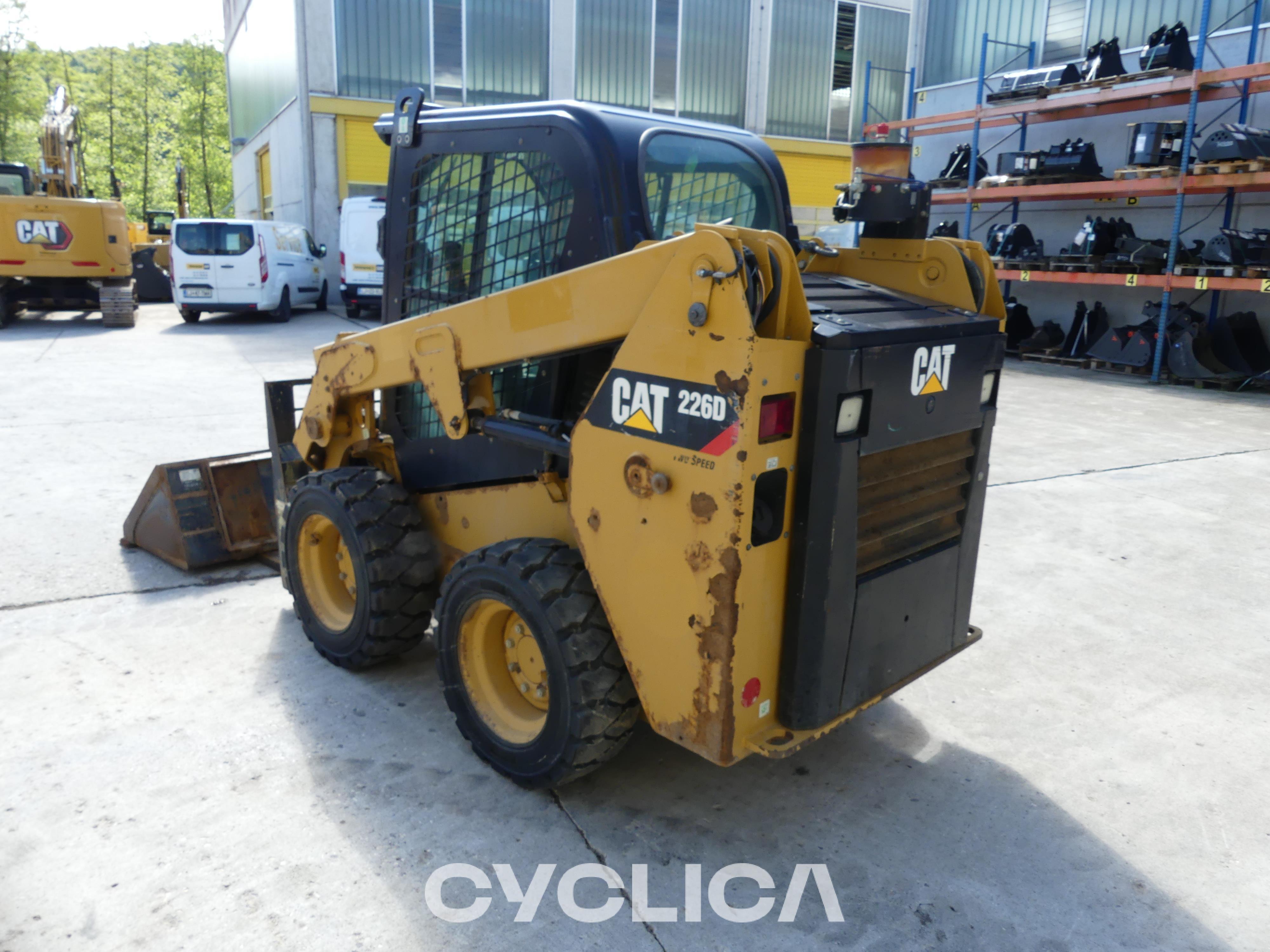 Chargeuses compactes  226D HRD02460 - 18