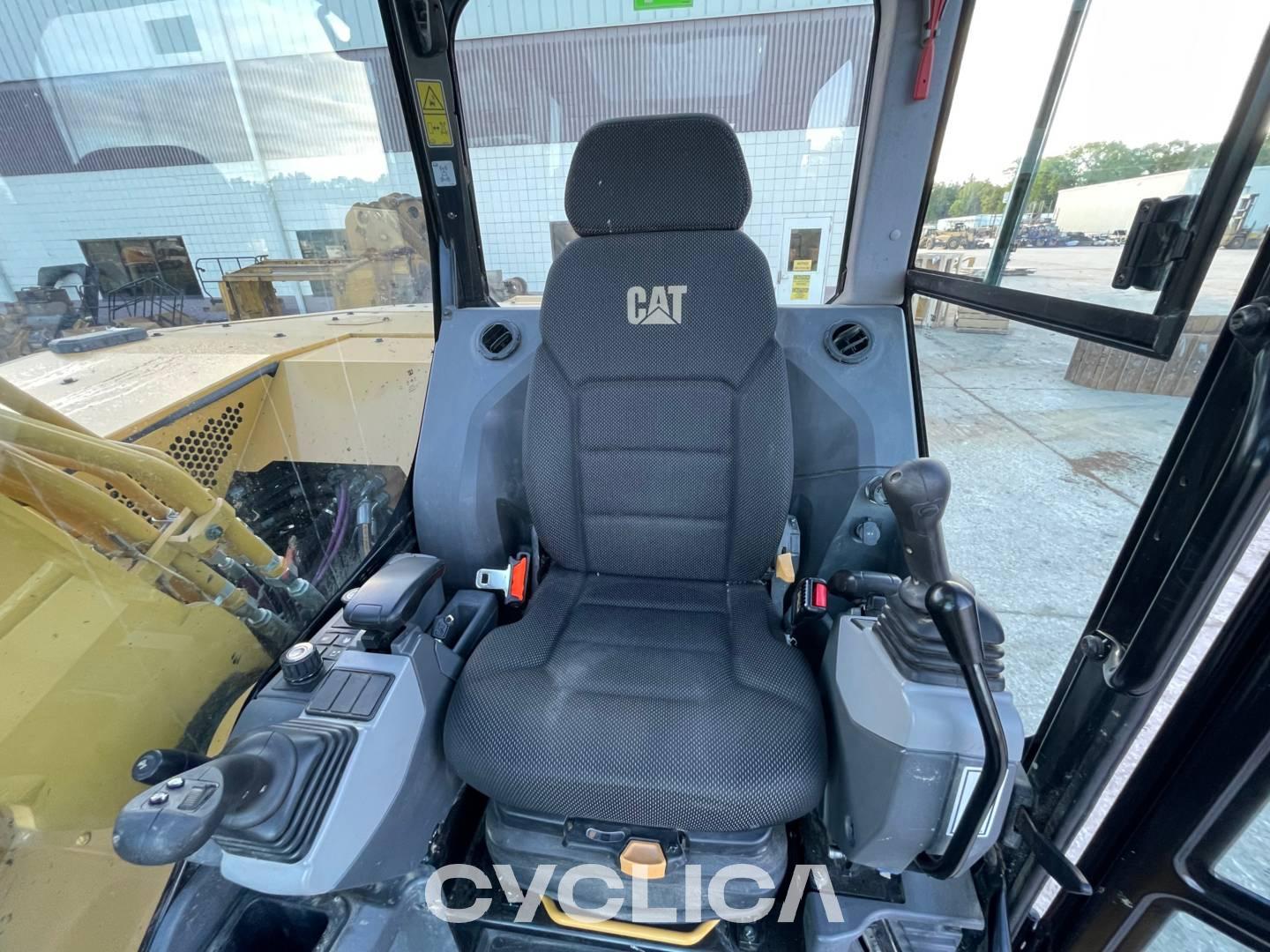 Crawler excavators  31007 GWT02137 - 11