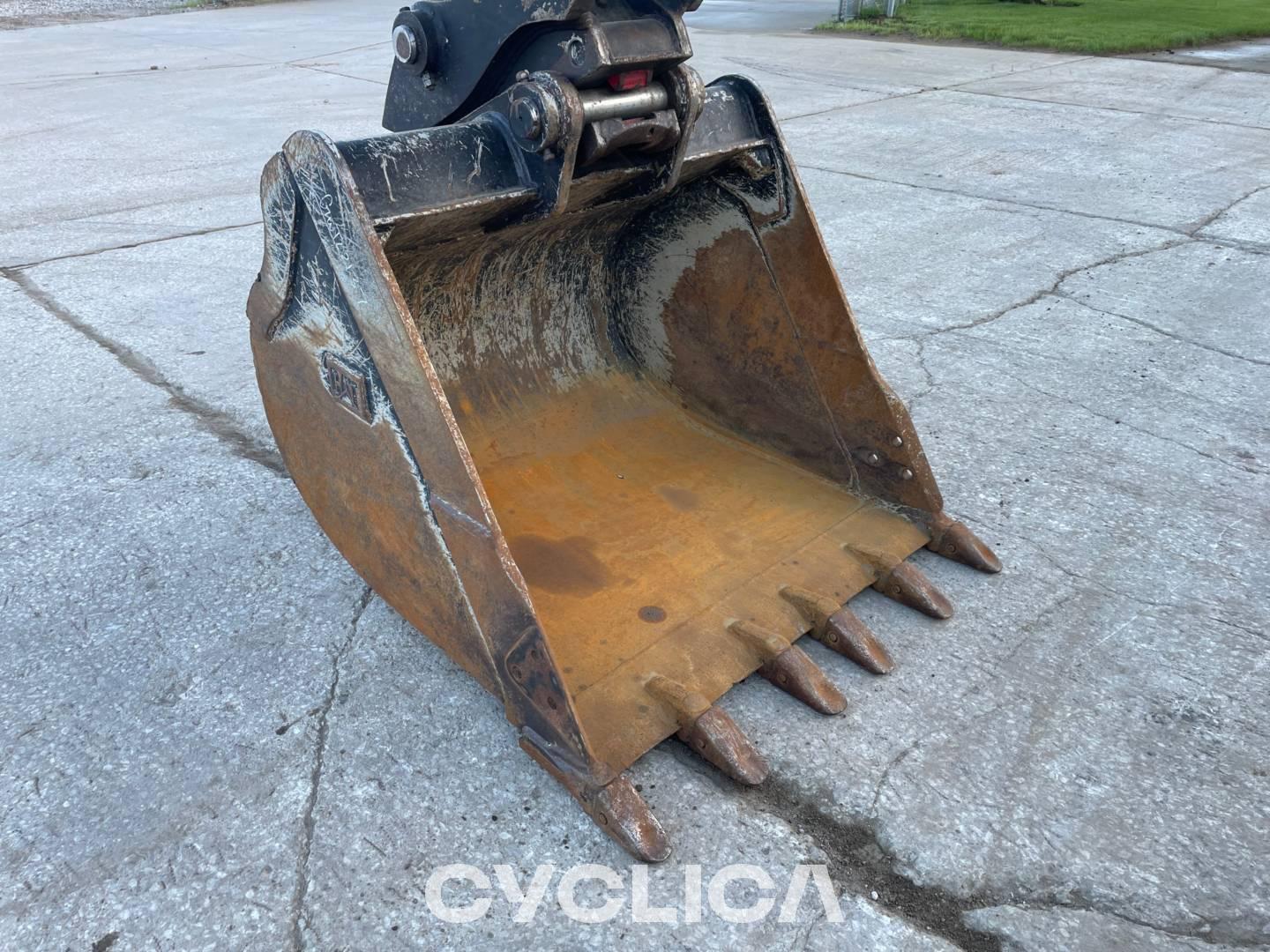Crawler excavators  31007 GWT02137 - 32
