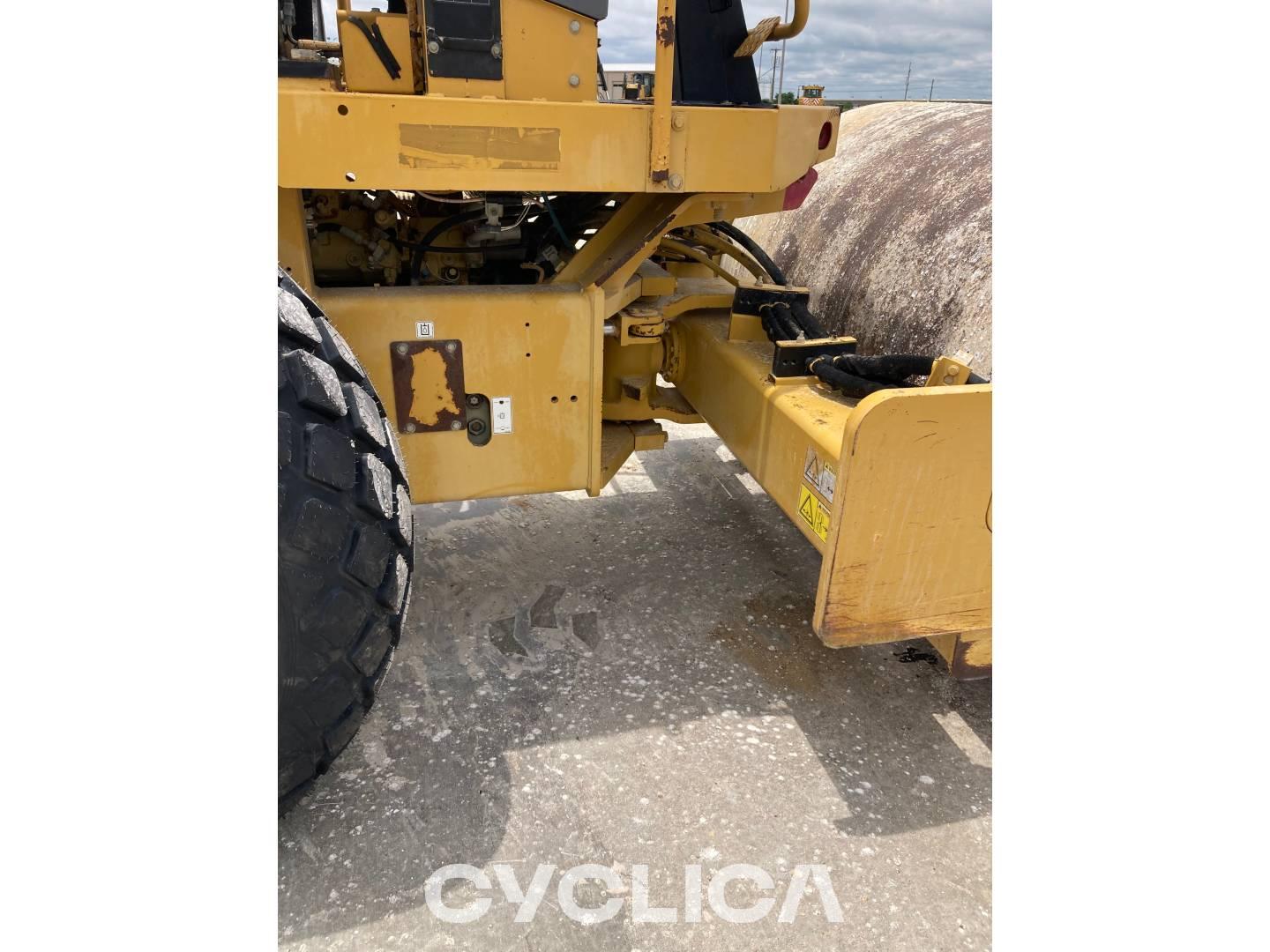 Compactors  CS54 C5R00174 - 18