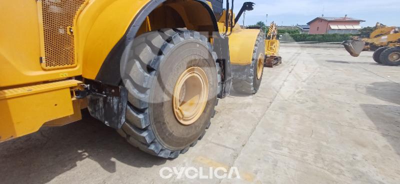 Натоварувачи на тркала  972M GGN20236 - 11