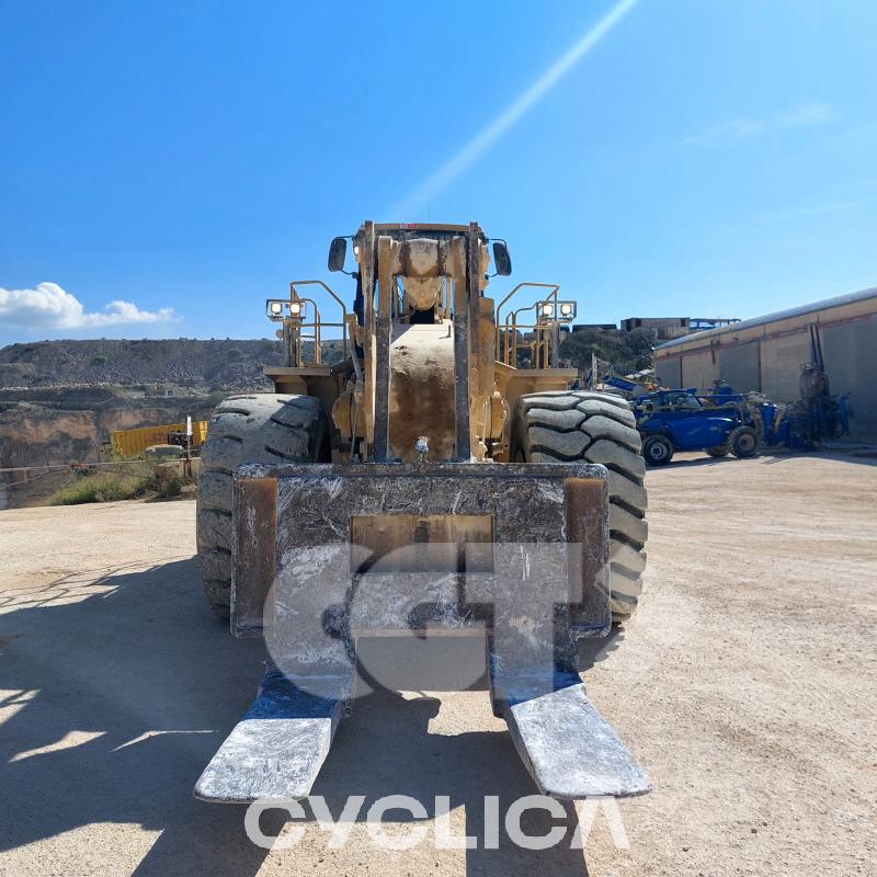 Utovarivači  988H BXY04043 - 2