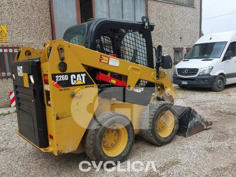 Chargeuses compactes  226D HRD03488 - 5