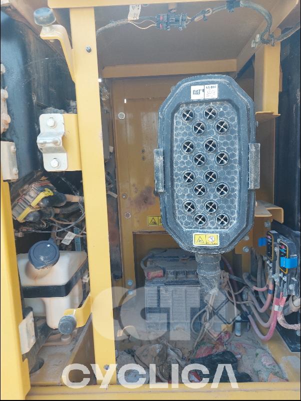 Eskavatorë me Zinxhirë  323LN KPE10204 - 19