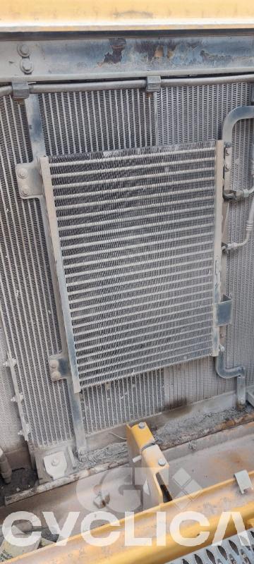 Bageri gusjeničari  R964 28### - 7