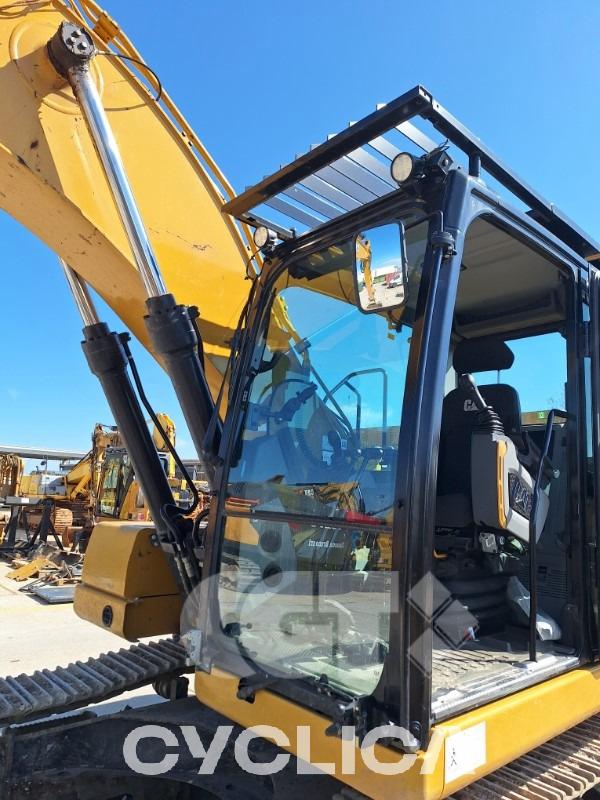 Eskavatorë me Zinxhirë  323LN KPE10237 - 2