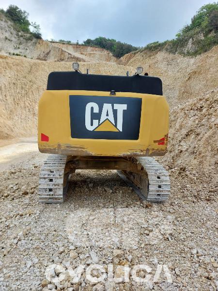 Eskavatorë me Zinxhirë  352F KBP00### - 4
