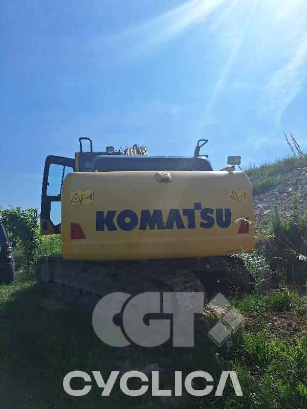 Ровокопачи-гасеничари  HB215 2152### - 4