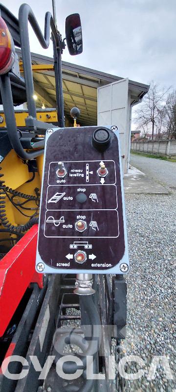Pavimentazione  F8W 678### - 13