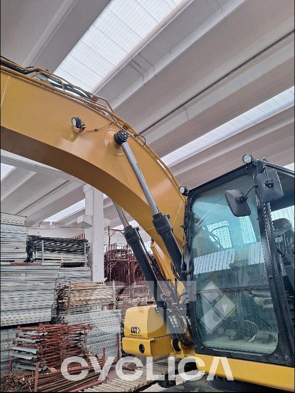 Eskavatorë me Zinxhirë  320GC LN YTF00### - 8