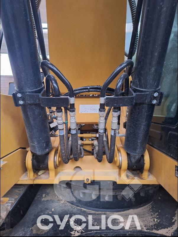 Eskavatorë me Zinxhirë  320GC LN YTF00### - 11