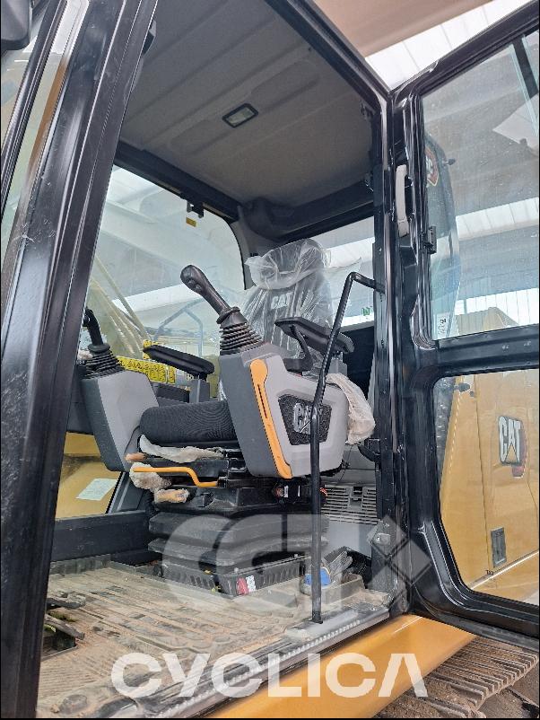 Eskavatorë me Zinxhirë  320GC LN YTF00### - 15
