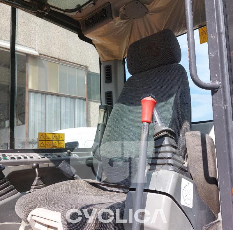Pelles sur chenilles  KX57 50### - 12