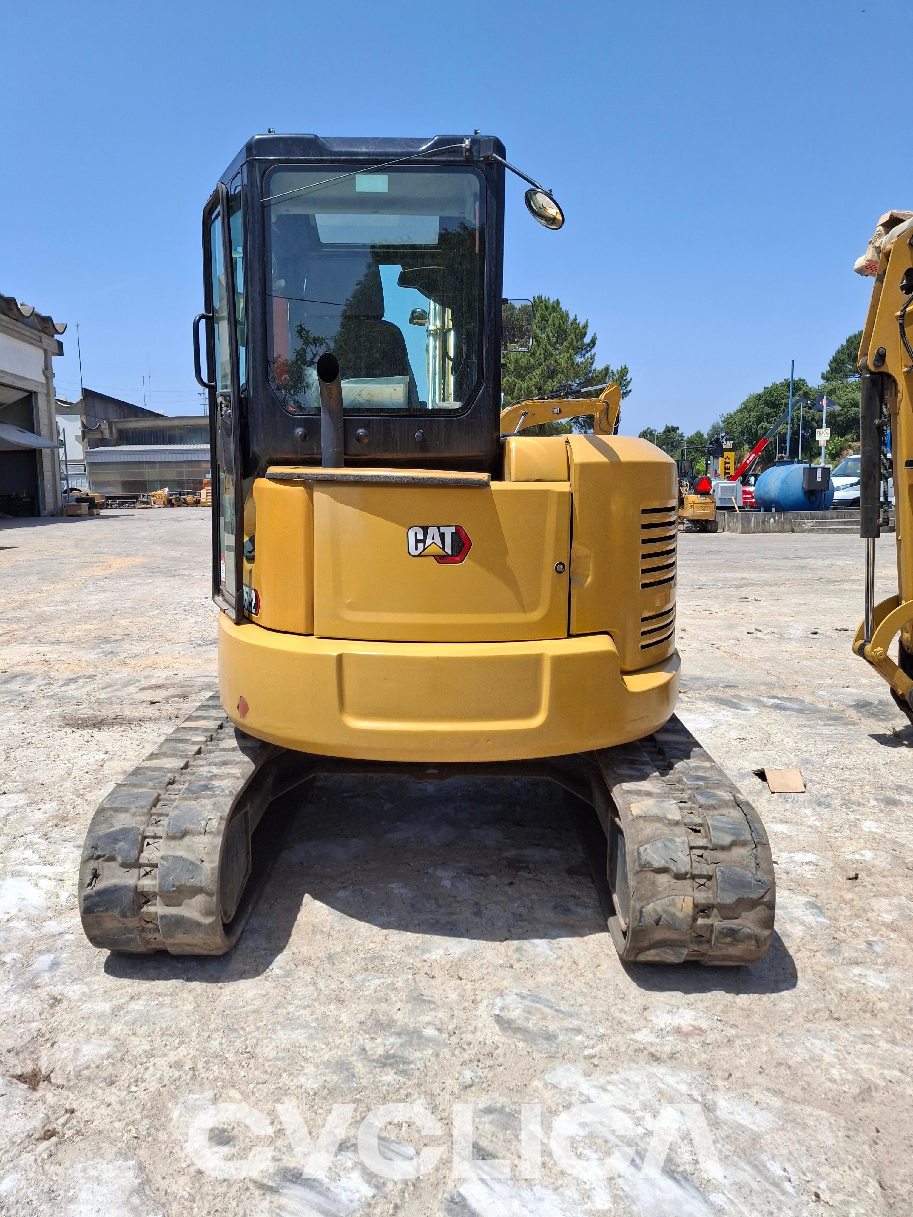 Eskavatorë me Zinxhirë  305.5E H5M09427 - 2