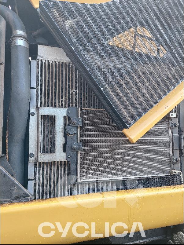 Pelles sur pneus  MH3026 FB900### - 6