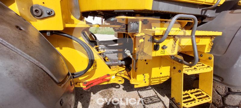 Chargeuses sur pneus  L90H HKF0013### - 9
