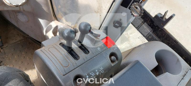 Chargeuses sur pneus  L90H HKF0013### - 12