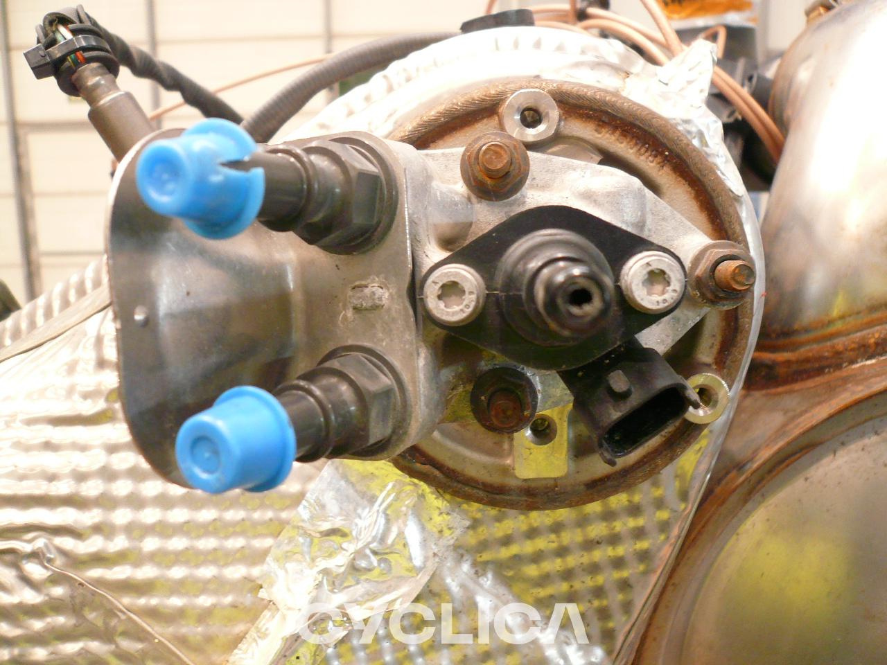 Moteur  323L 5598246 - 3