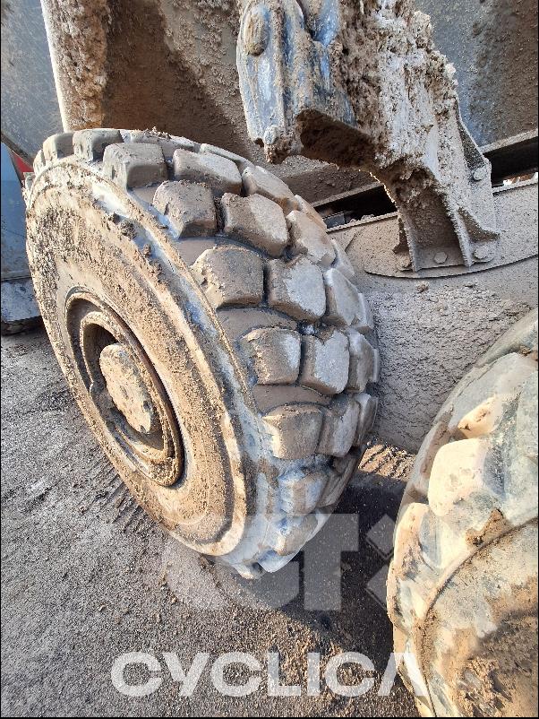 Dumpers e caminhões articulados  DA30 DA30TG0741### - 8