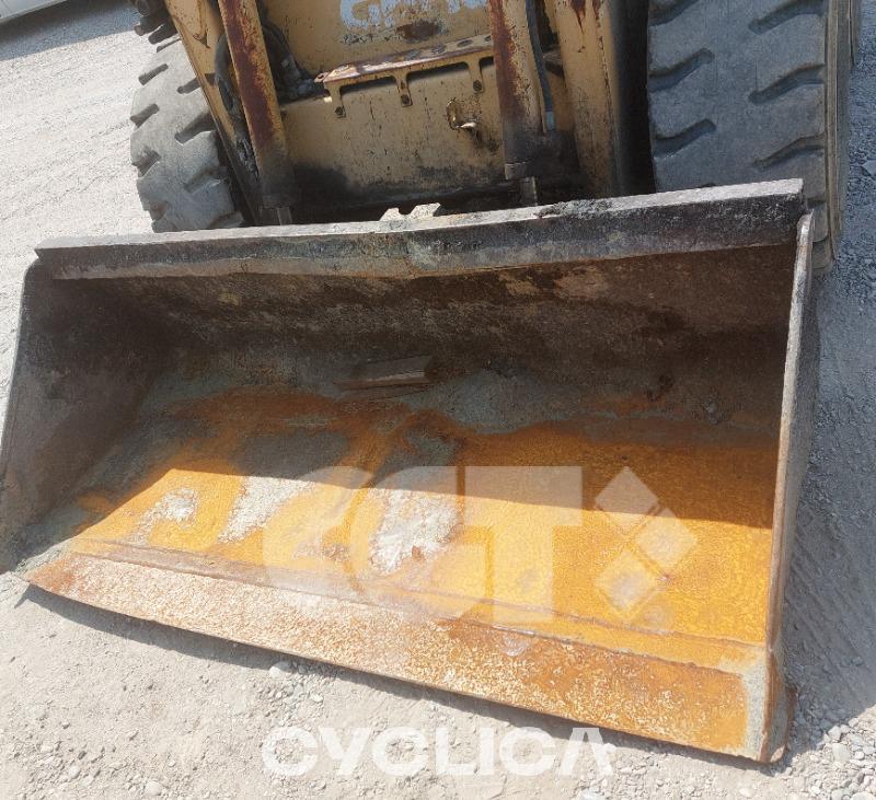 Повеќетеренски мини натоварувачи  SL5640 J00511575 - 6