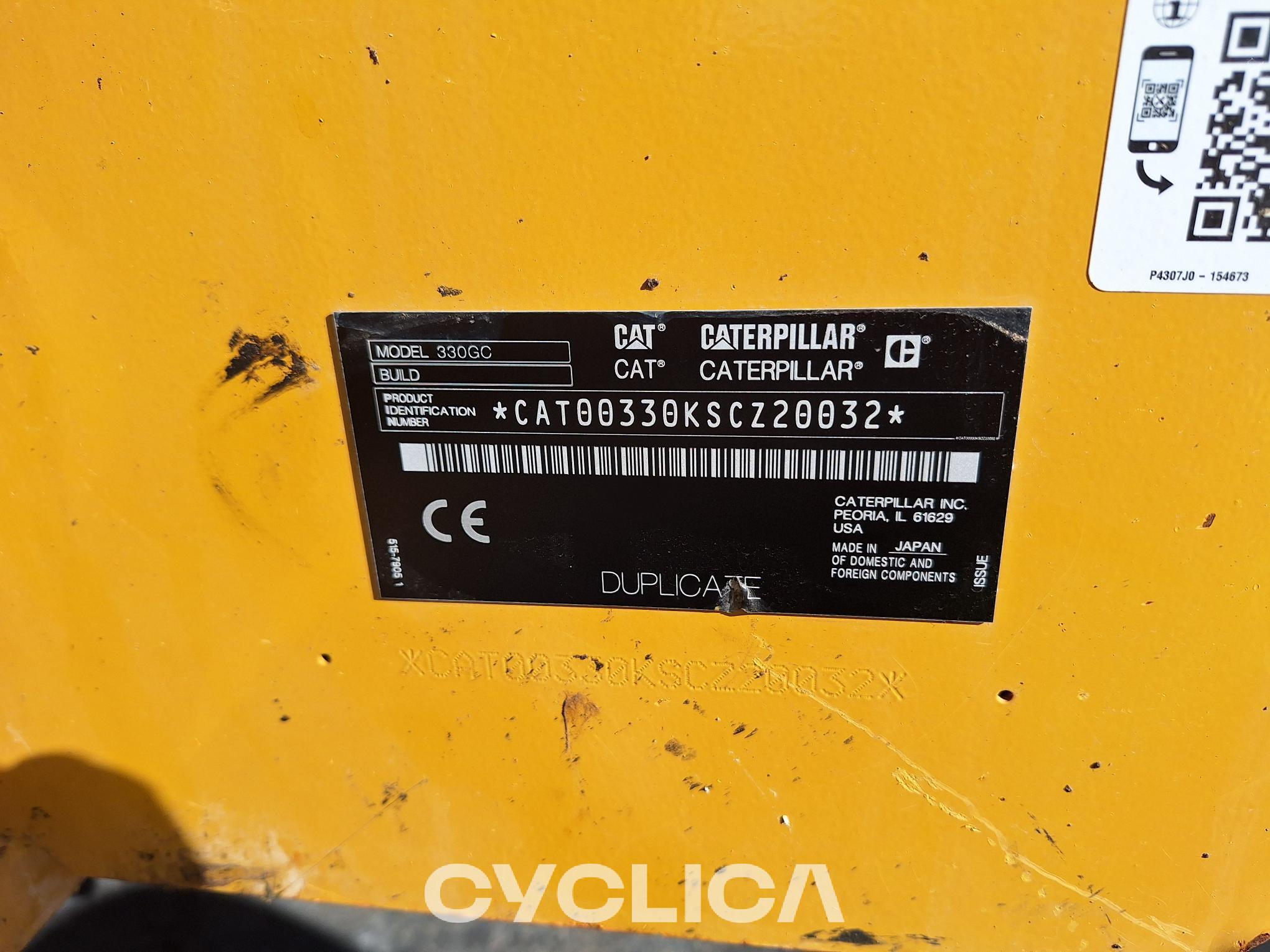 Bageri gusjeničari  330 GC SCZ20032 - 3