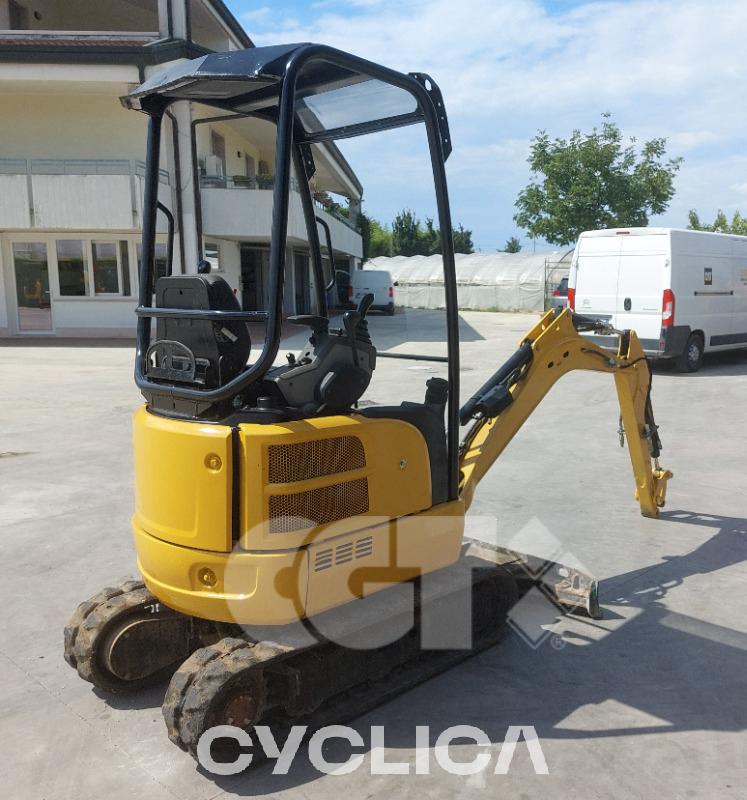 Bageri gusjeničari  301.7D LJD02974 - 4