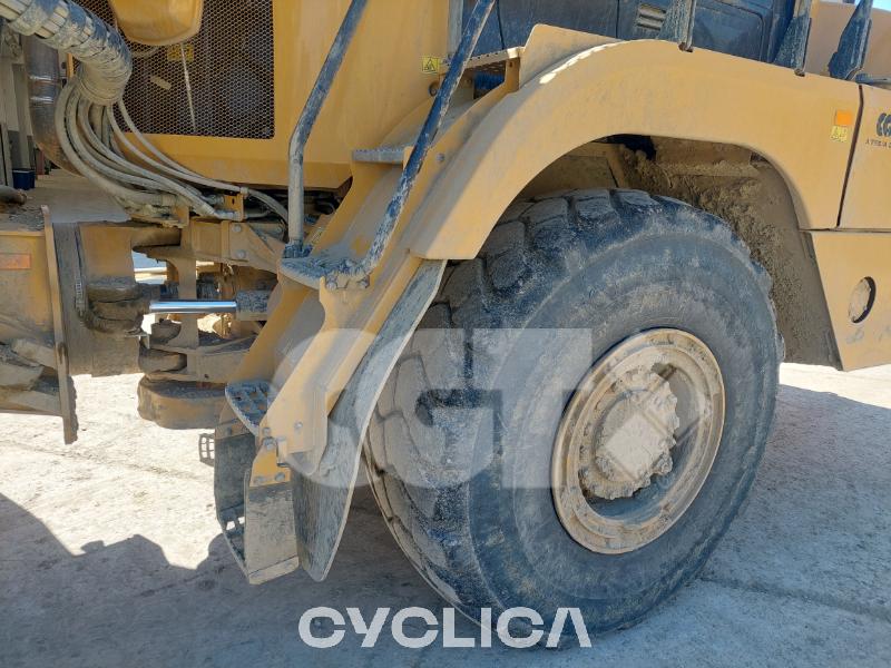 Дампери и зглобни камиони  730 3T301839 - 5