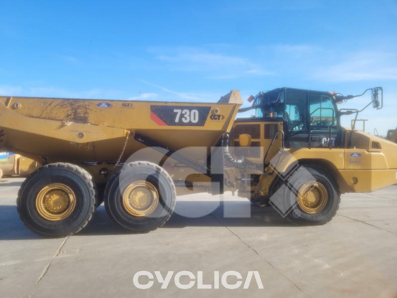 Дампери и зглобни камиони  730 3T301062 - 2