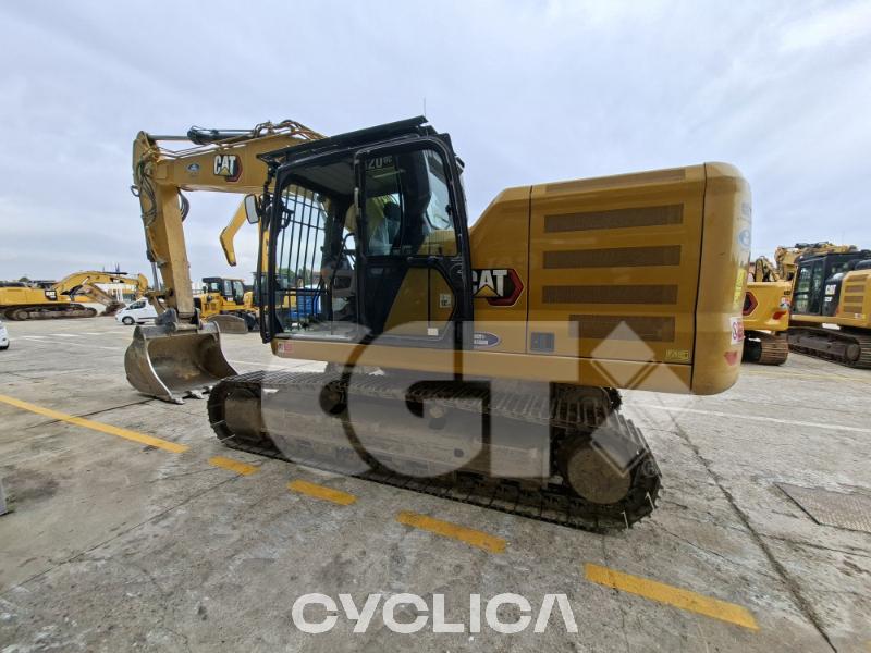 Ровокопачи-гасеничари  320GC LN YTF10051 - 4