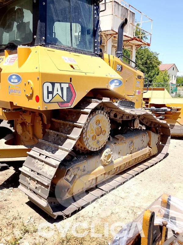 Булдожери и булдожери-гасеничари  D5 HL900302 - 3