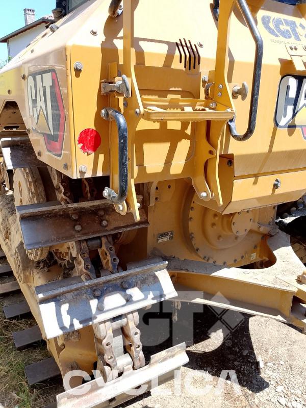 Булдожери и булдожери-гасеничари  D5 HL900302 - 13