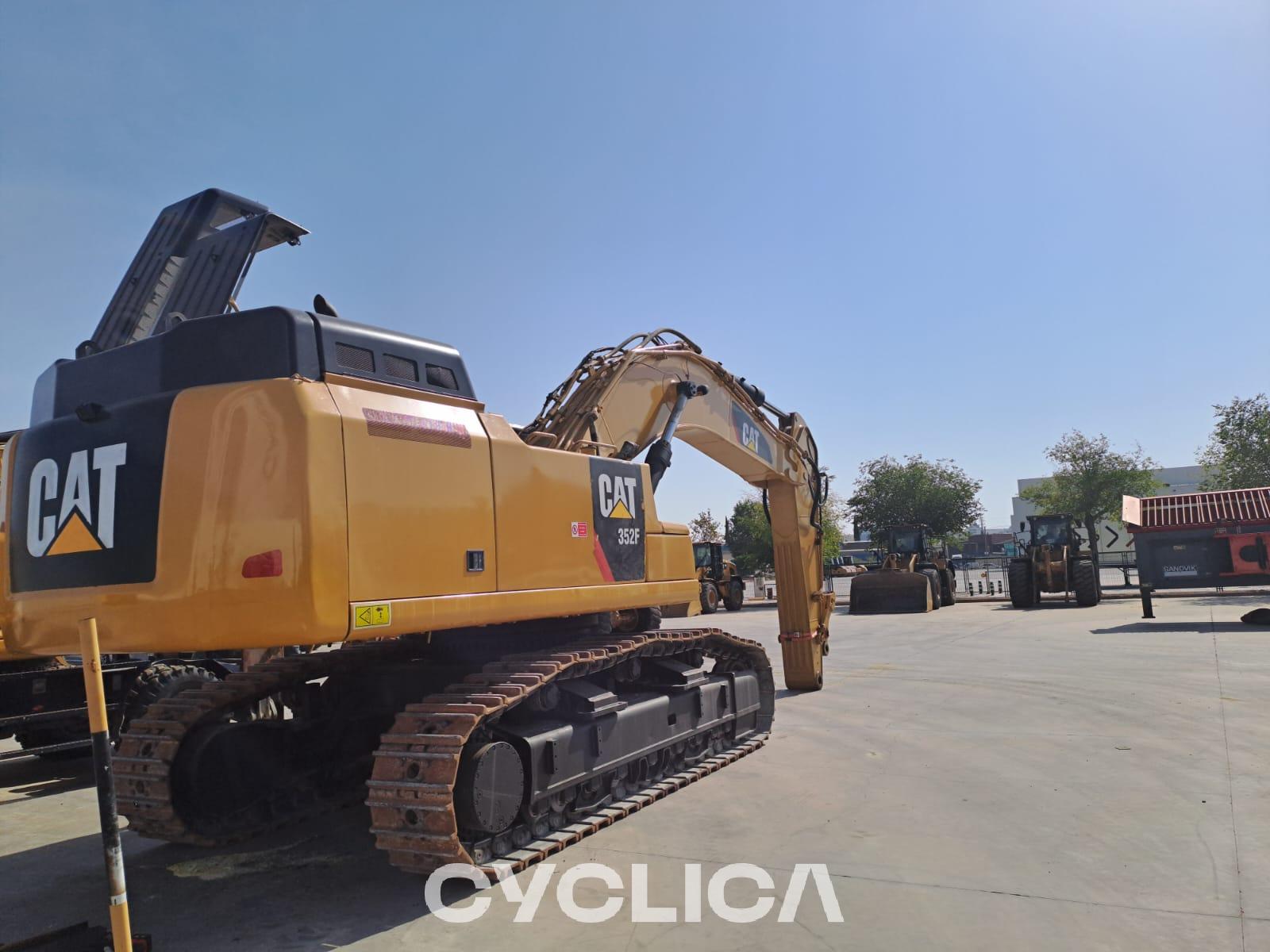 Escavadora de rastos  352F NDC20173 - 3