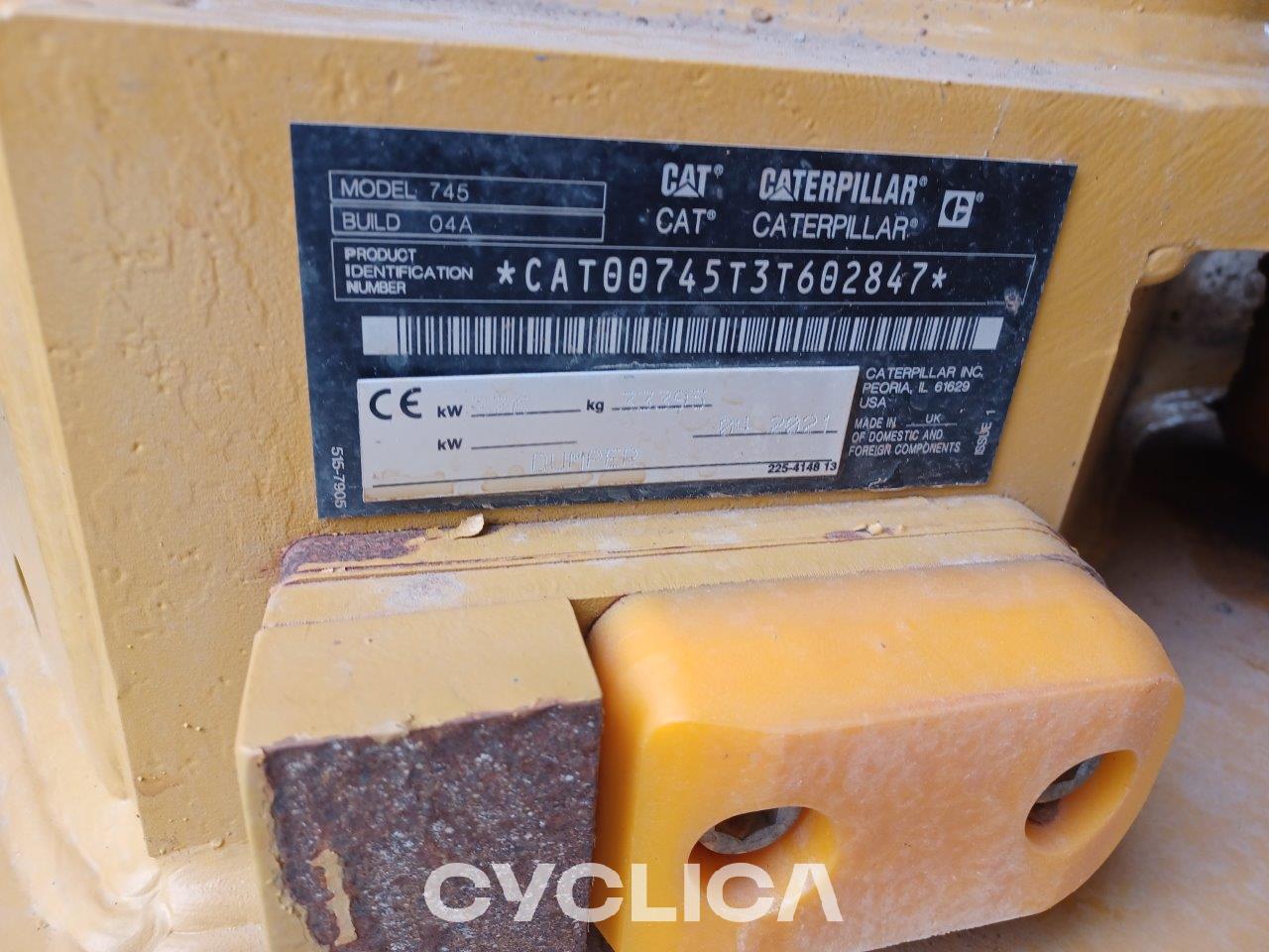 Kiperi i zglobni kamioni  745 3T602847 - 5
