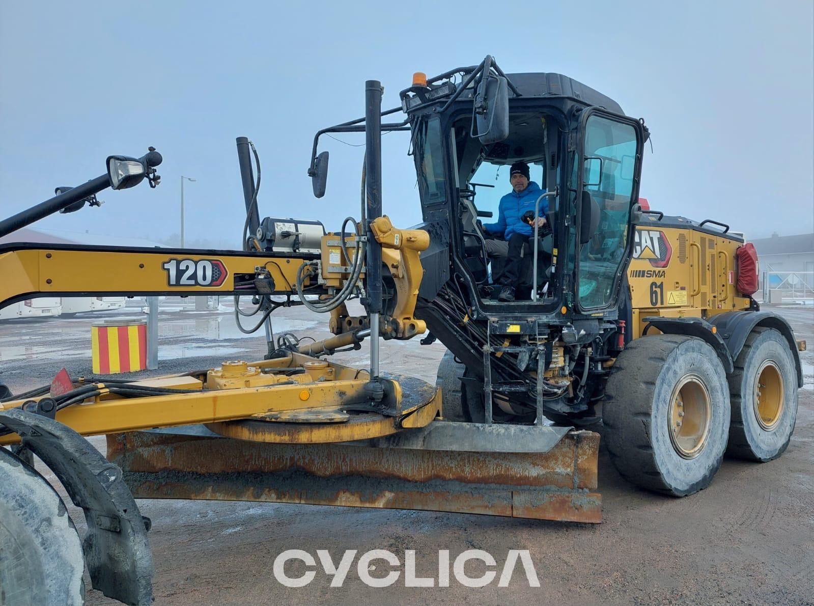Motor graders  120 Y9C00975 - 4