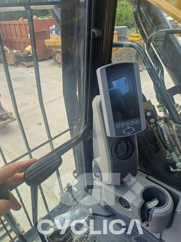 Eskavatorë me Zinxhirë  336F KFT00281 - 8