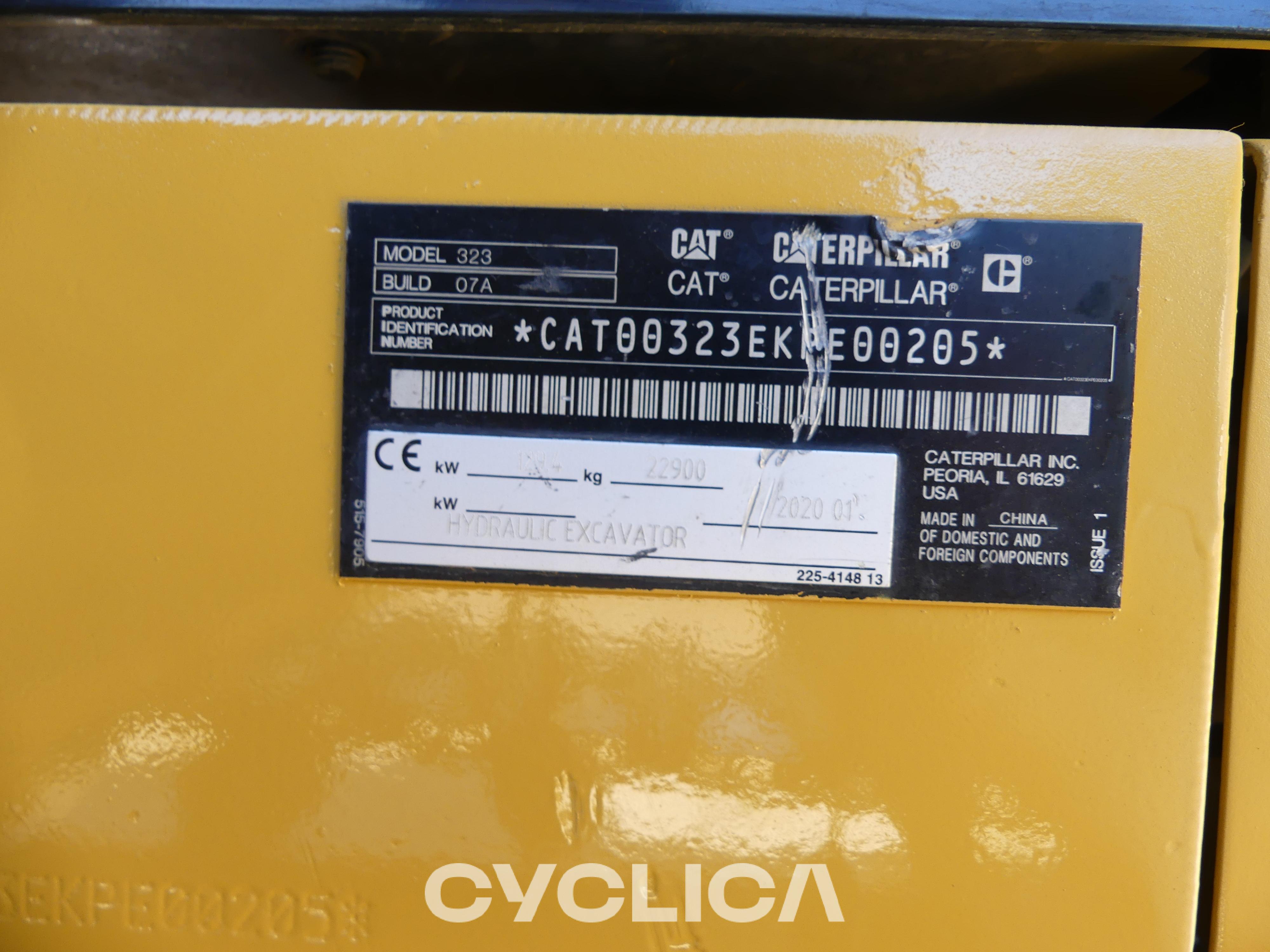 Escavadora de rastos  323-07N KPE00205 - 2