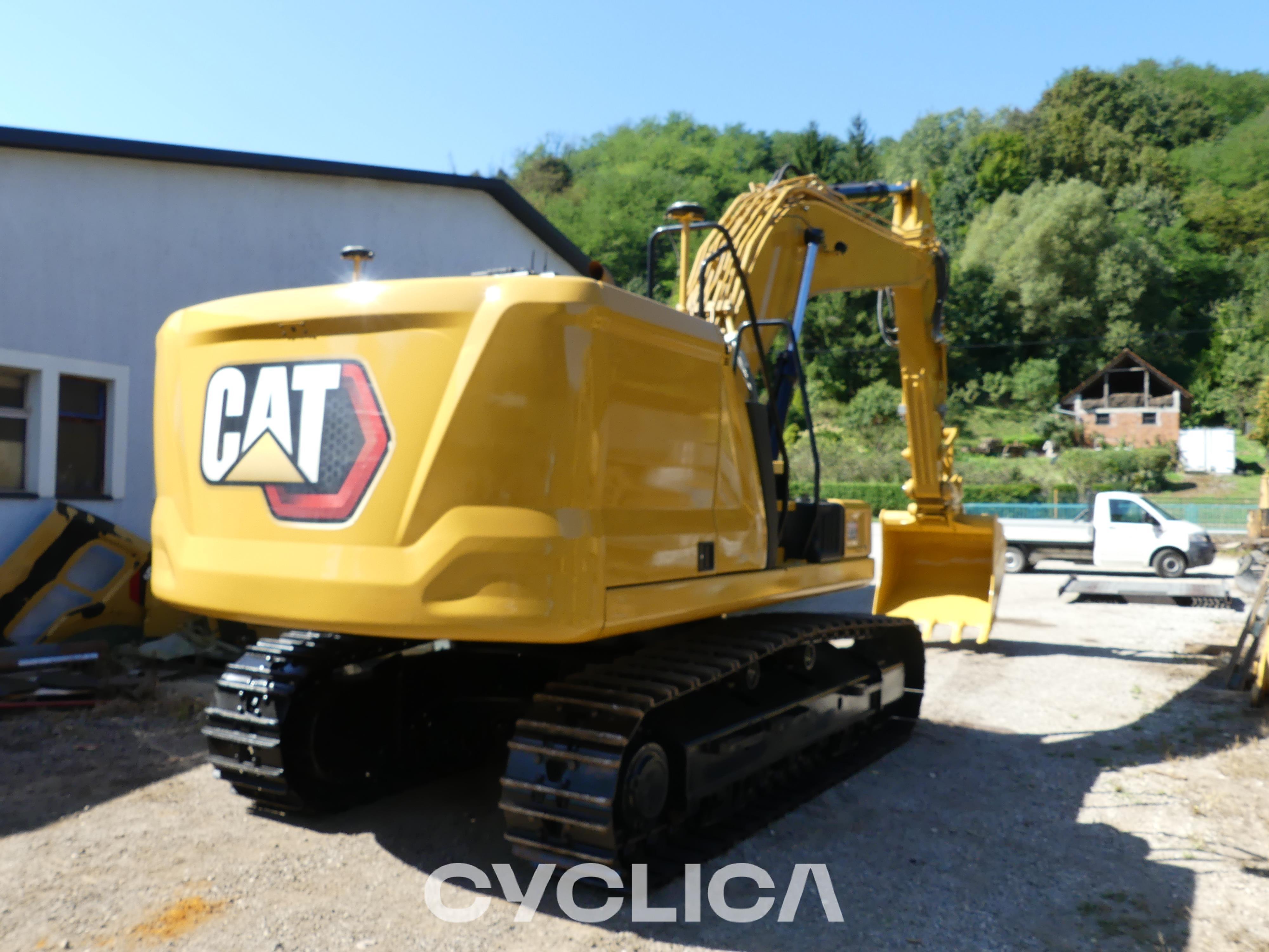 Escavadora de rastos  323-07N KPE00205 - 20
