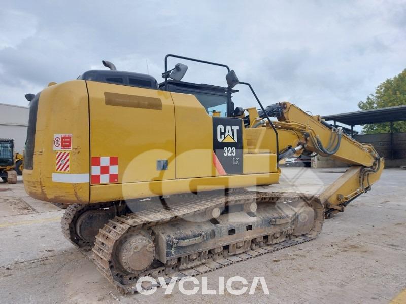 Escavadora de rastos  323F SA FA210187 - 3