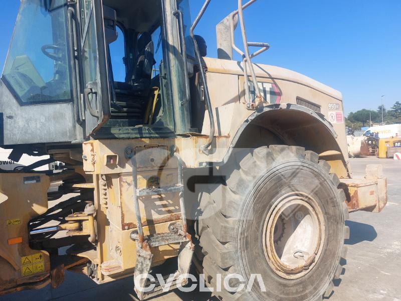Pás Carregadoras de Rodas  950GC M5T03883 - 5