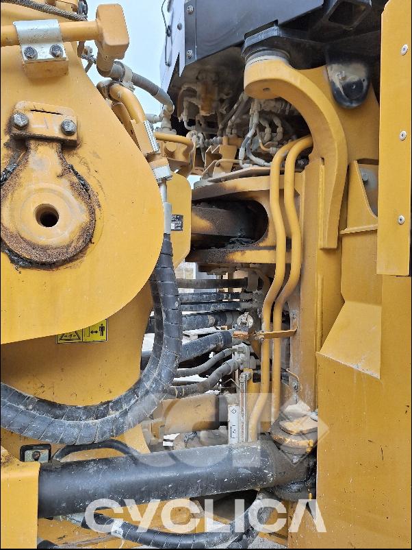 Wheel loaders  988K TWX01### - 15