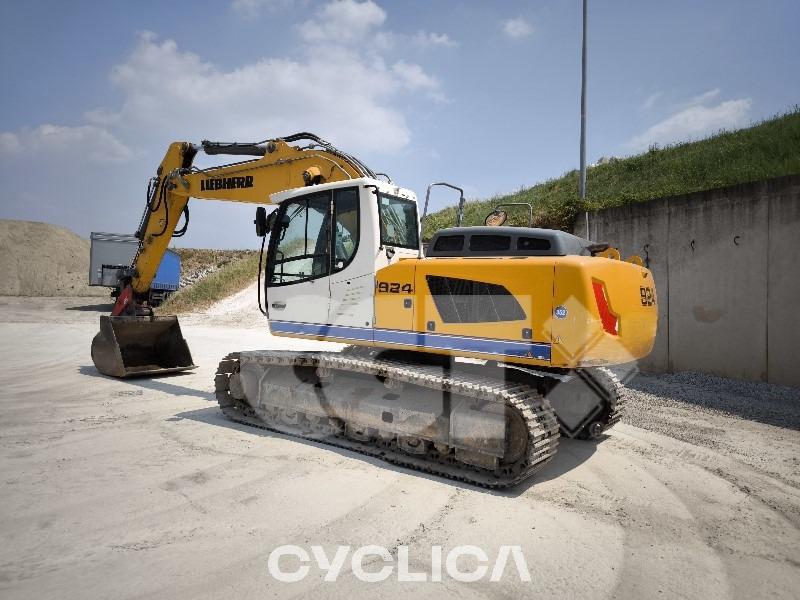 Escavadora de rastos  R924 045### - 2
