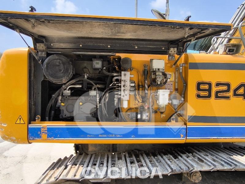 Escavadora de rastos  R924 045### - 5