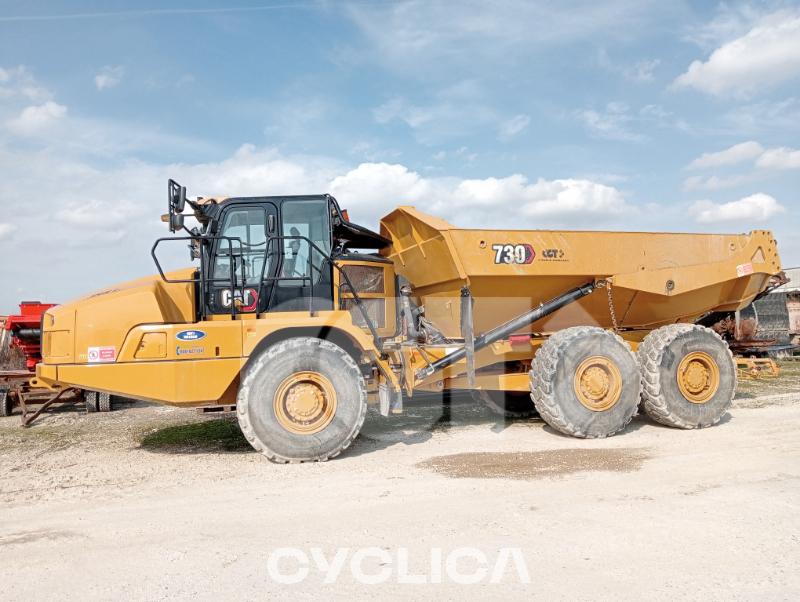 Дампери и зглобни камиони  730 3T301834 - 1