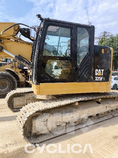 Escavadora de rastos  325F CR YCA00332 - 1