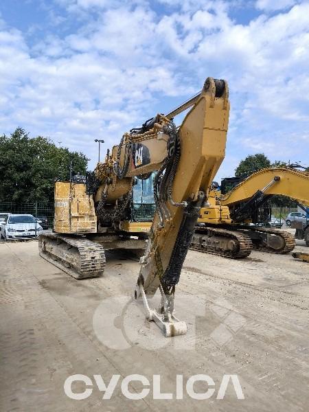 Escavadora de rastos  325F CR YCA00332 - 3