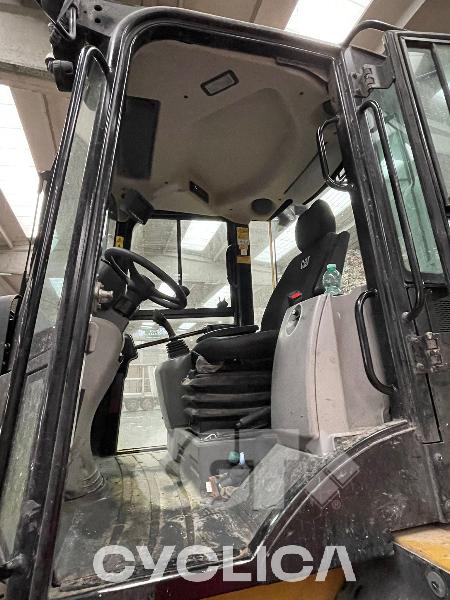 Wheel loaders  914 JC300687 - 13