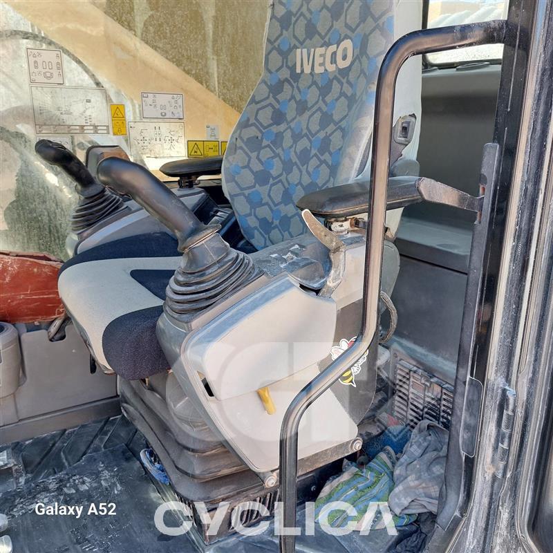 Crawler excavators  374F DNM00266 - 6